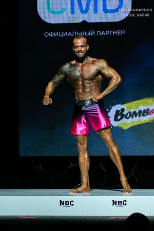 MAN'S PHYSIQUE +179
